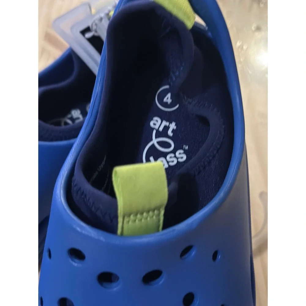 Art Class Boys Blue Slip On Water Shoes Clogs Removable Liner Size 4